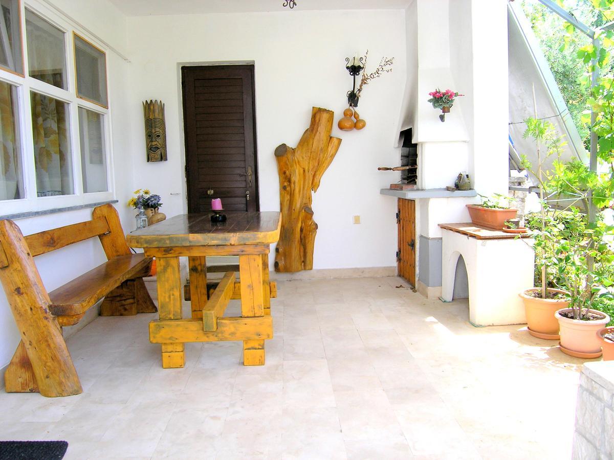 Apartmani Iskra كرك المظهر الخارجي الصورة